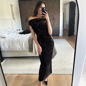 Chic Strapless Black Velvet Dress